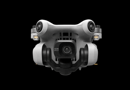 DJI Mini 4 Pro Fly More Combo Plus drón.